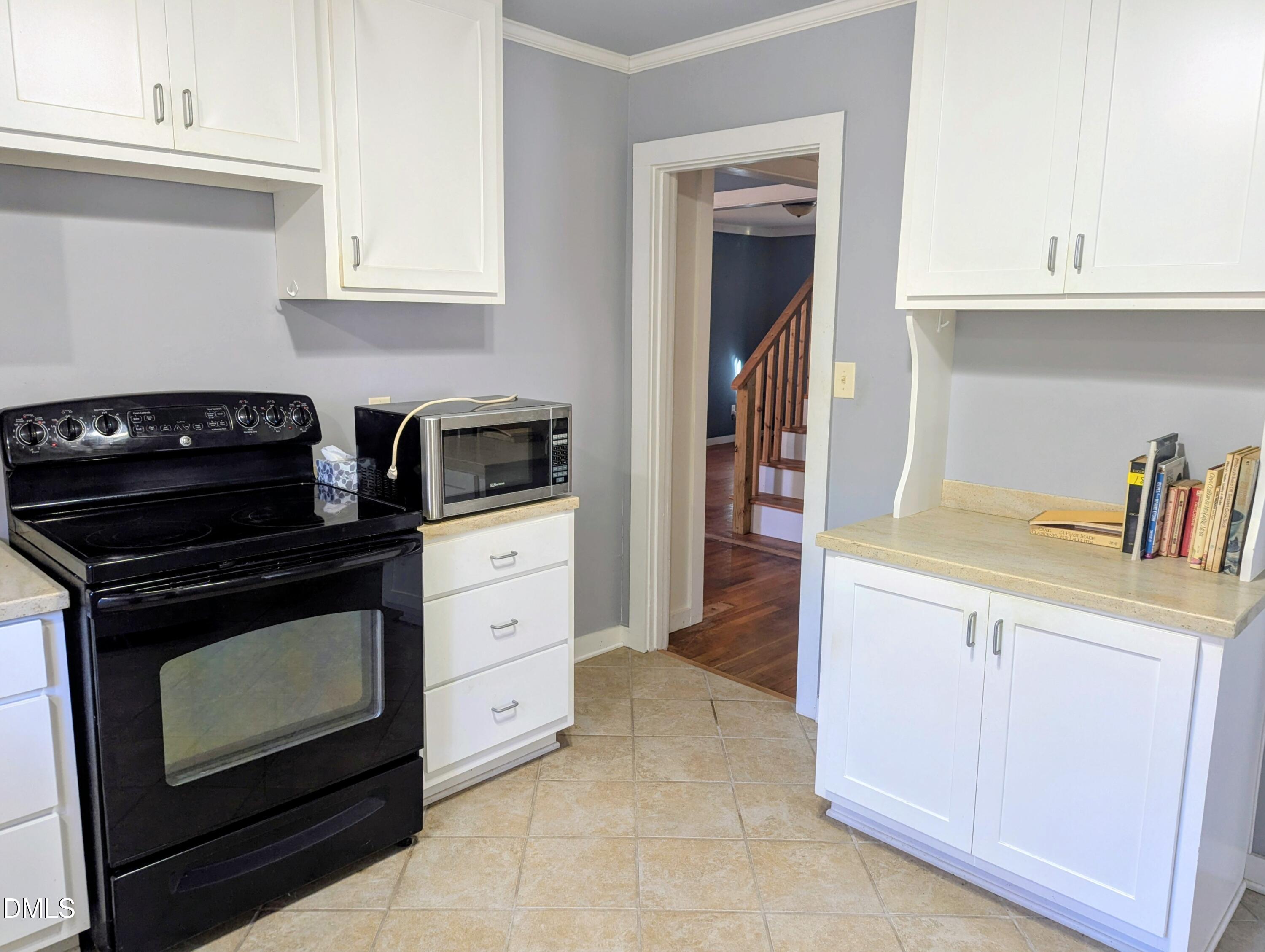 1035 Virginia Avenue Clarksville, VA 23927 - Photo 4 of 21 PXL_20251112_141153030~2