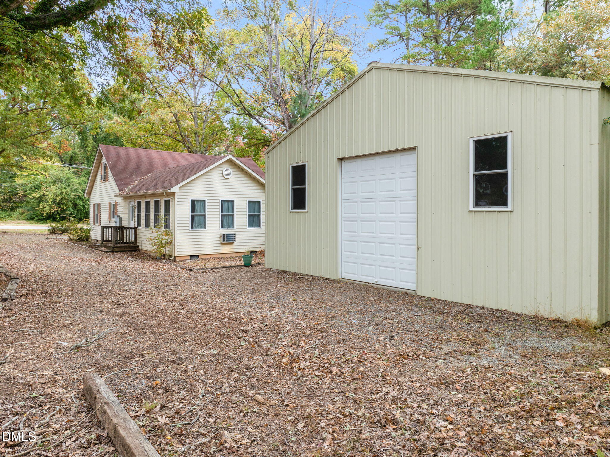 1035 Virginia Avenue Clarksville, VA 23927 - Photo 5 of 21 9-web-or-mls-untitled-6