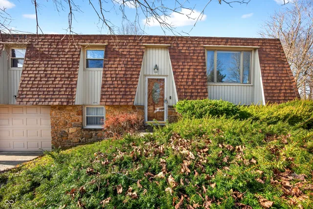 $256,000 | 600 Forest Drive, Bloomfield, IN 47424