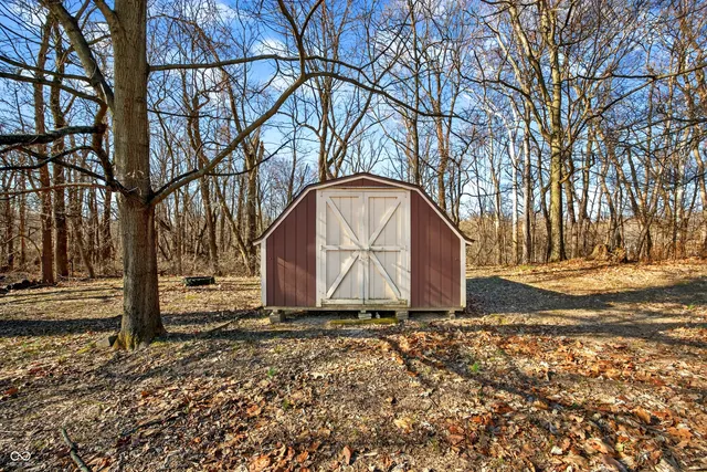 $256,000 | 600 Forest Drive, Bloomfield, IN 47424