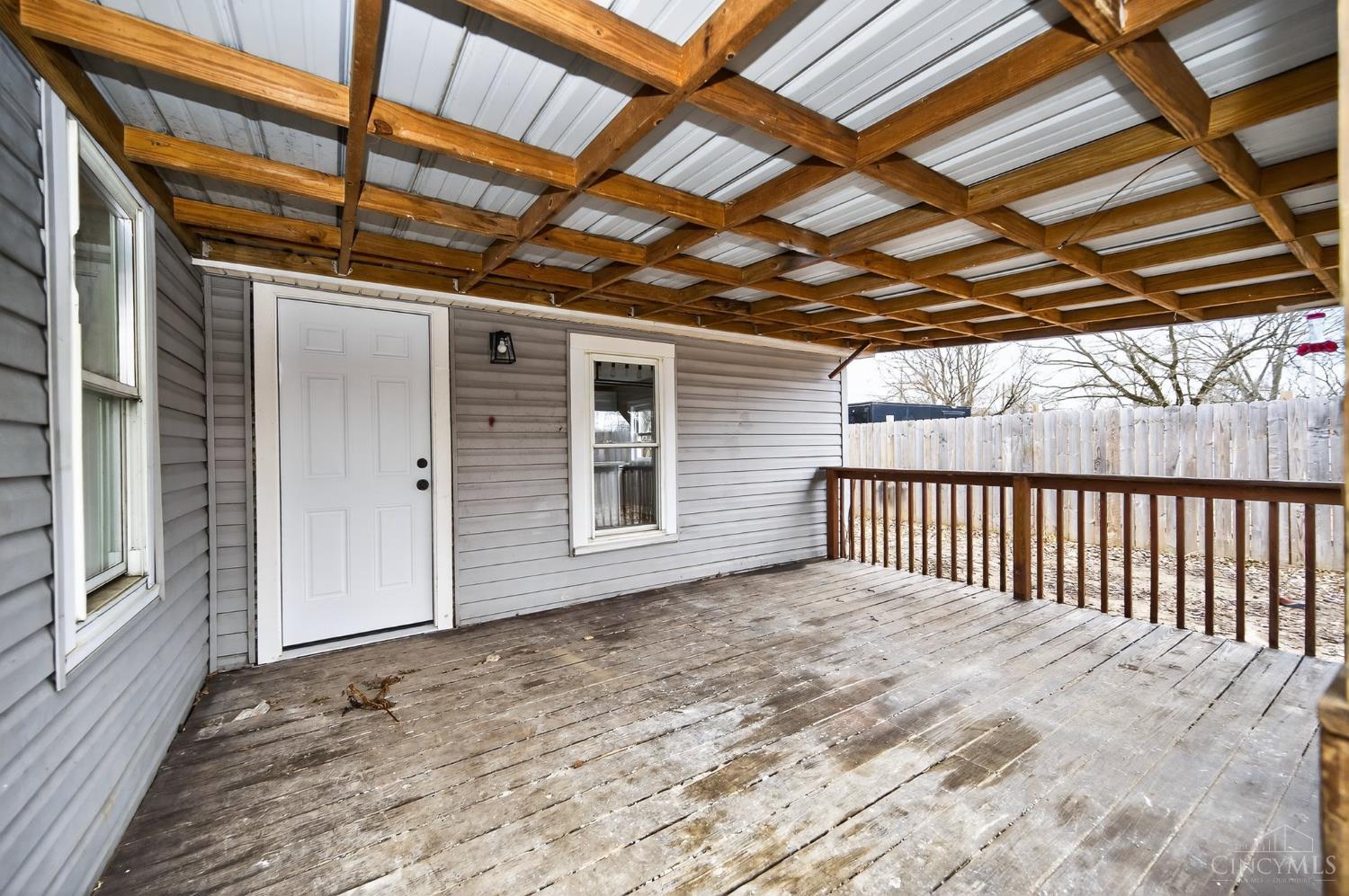 2804 Yankee Road Middletown, OH 45044 - Photo 33 of 37