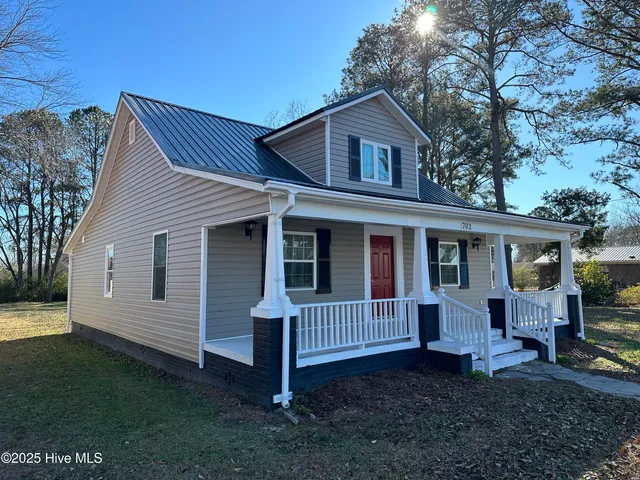 $149,000 | 702 North Church Street, Conway, NC 27820