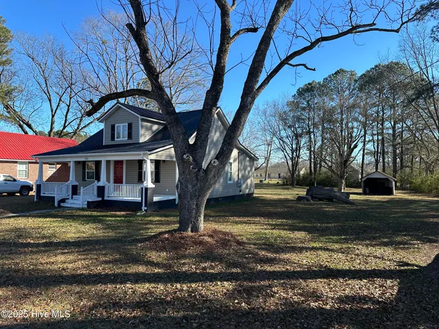 $149,000 | 702 North Church Street, Conway, NC 27820