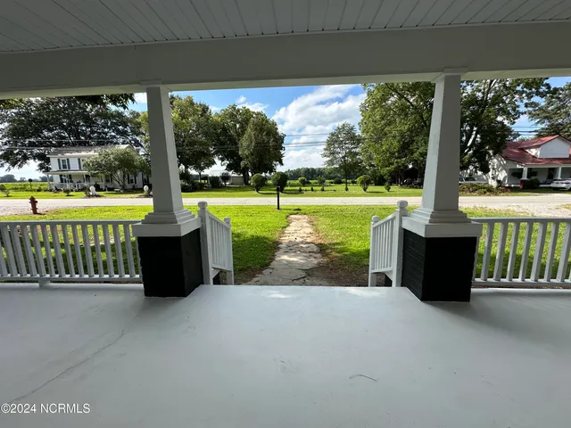 $149,000 | 702 North Church Street, Conway, NC 27820