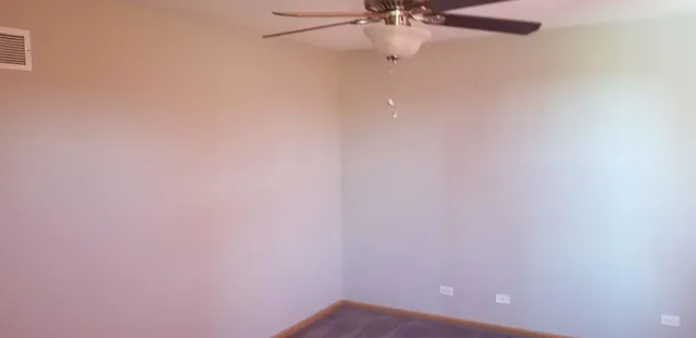 $2,080 | 705 Four Seasons Boulevard, Aurora, IL 60504