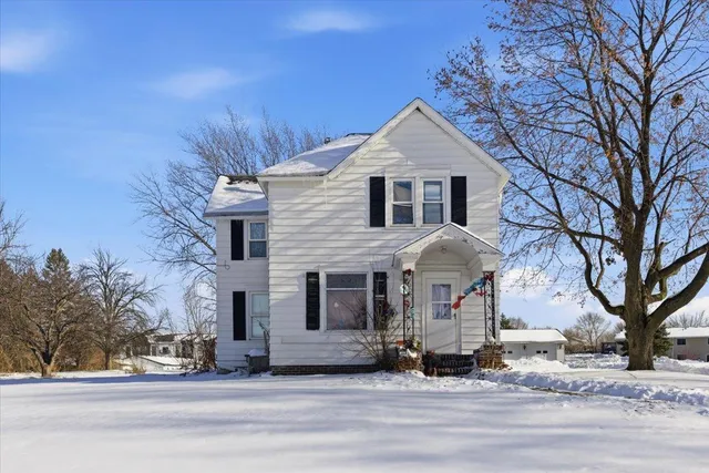 $500,000 | 3575 Vermillion Street, Hastings, MN 55033
