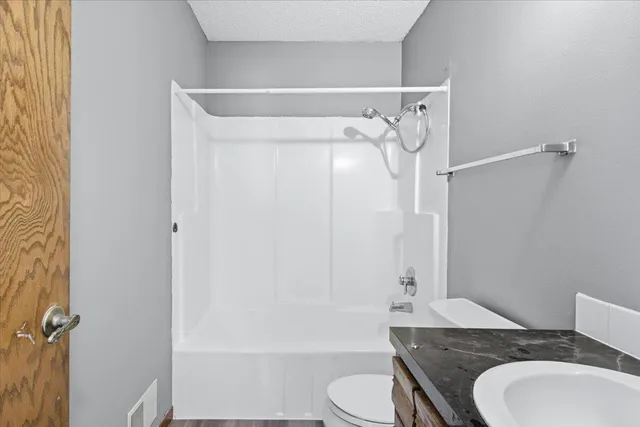 $500,000 | 3575 Vermillion Street, Hastings, MN 55033