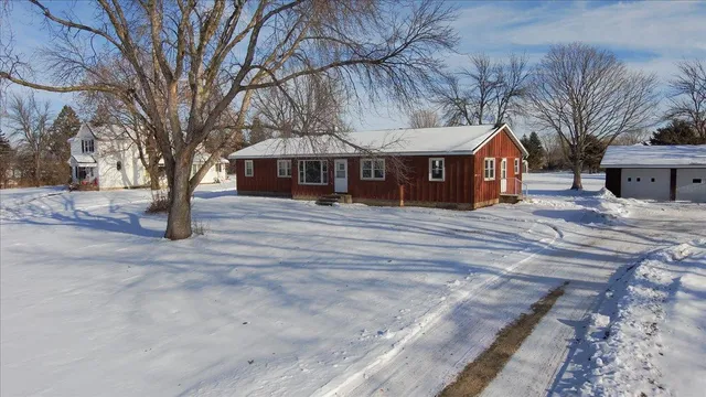 $500,000 | 3575 Vermillion Street, Hastings, MN 55033