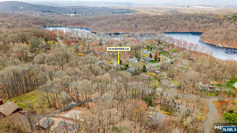 13 Hunters Lane Andover, NJ 07821 - Photo 30 of 35