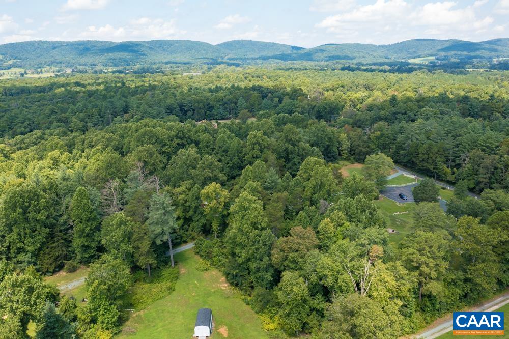 578 Maxfield Road Keswick, VA 22947 - Photo 36 of 39