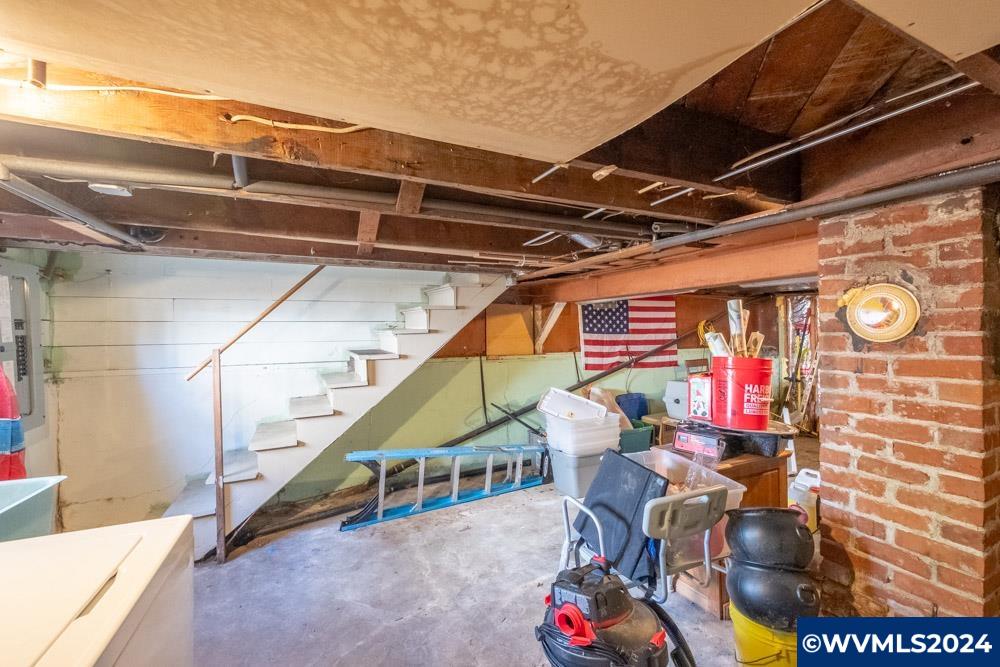 837 Southwest 10th Avenue Albany, OR 97321 - Photo 15 of 20 Gallery Image 15