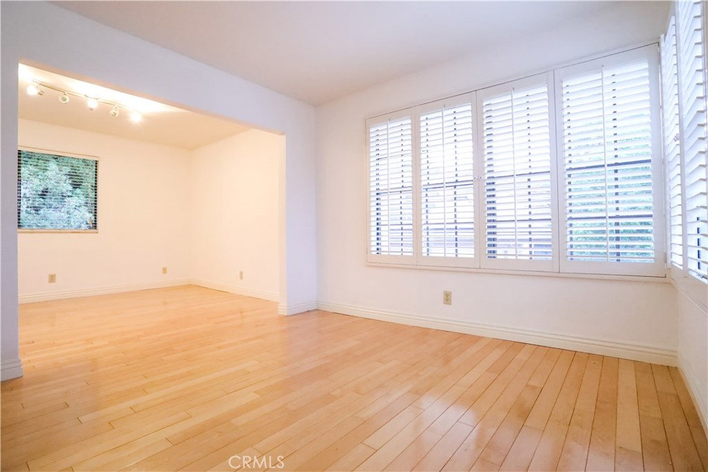19235 Dunure Place Porter Ranch, CA 91326 - Photo 27 of 34 Gallery Image 27