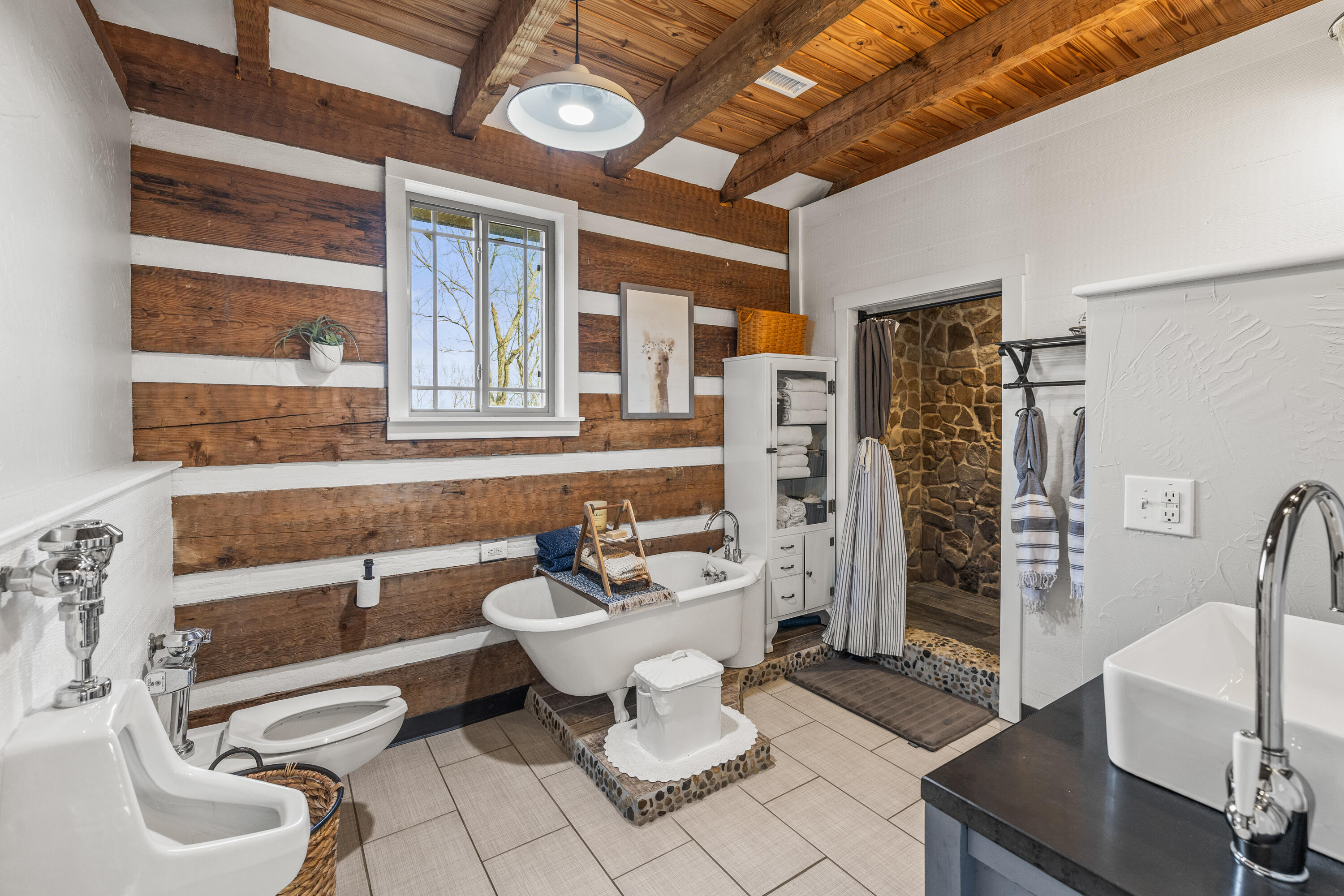 7174 White Oak Valley Road McDonald, TN 37353 - Photo 50 of 83 Bathroom