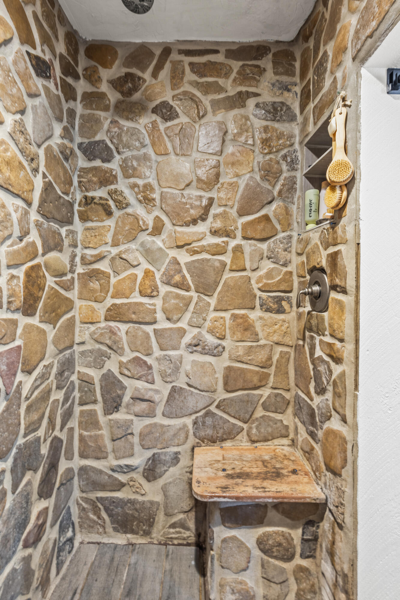 7174 White Oak Valley Road McDonald, TN 37353 - Photo 51 of 83 Bathroom