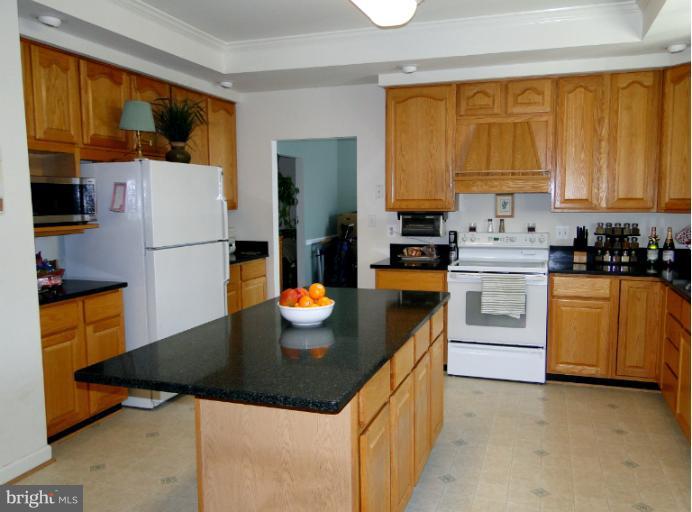 6670 Wilson Road Friendship, MD 20758 - Photo 22 of 30 Kitchen