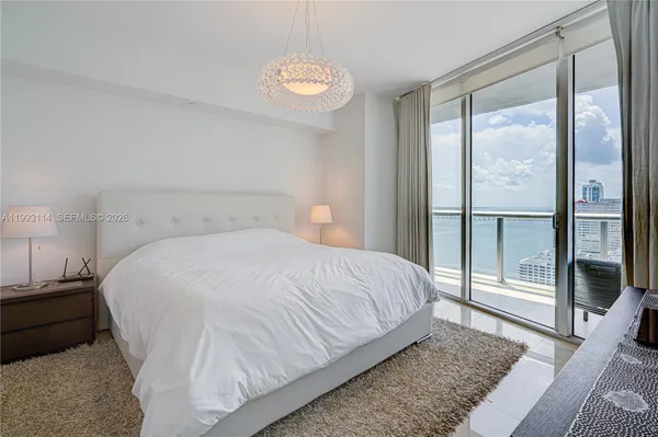 $5,500 | 495 Brickell Avenue, Unit 3505, Miami, FL 33131