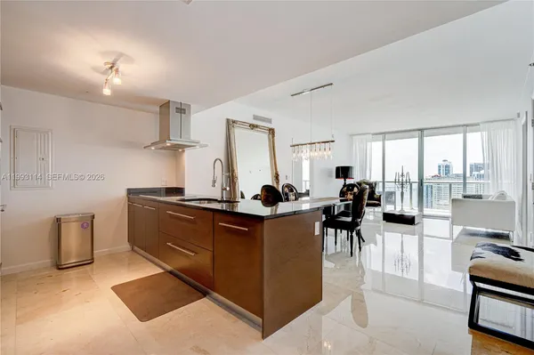 $5,500 | 495 Brickell Avenue, Unit 3505, Miami, FL 33131