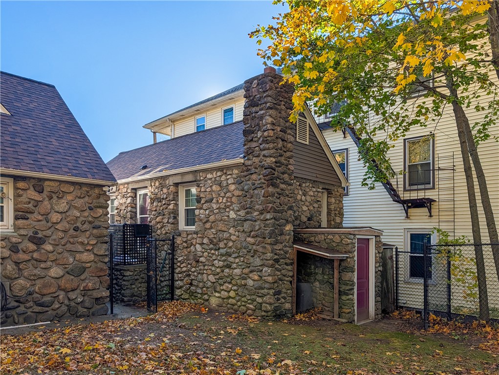 56 Mailloux Street Woonsocket, RI 02895 - Photo 41 of 49