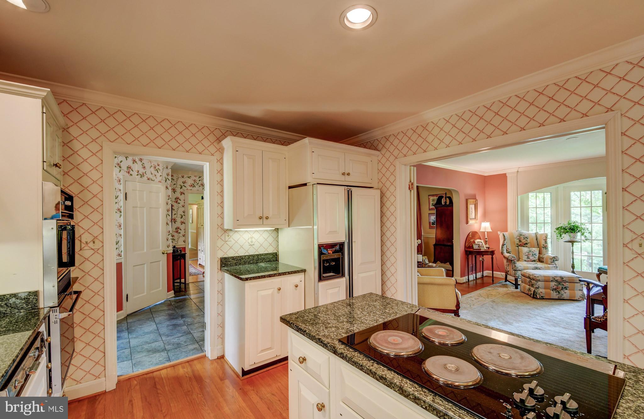 1305 Westellen Road Baltimore, MD 21286 - Photo 15 of 47