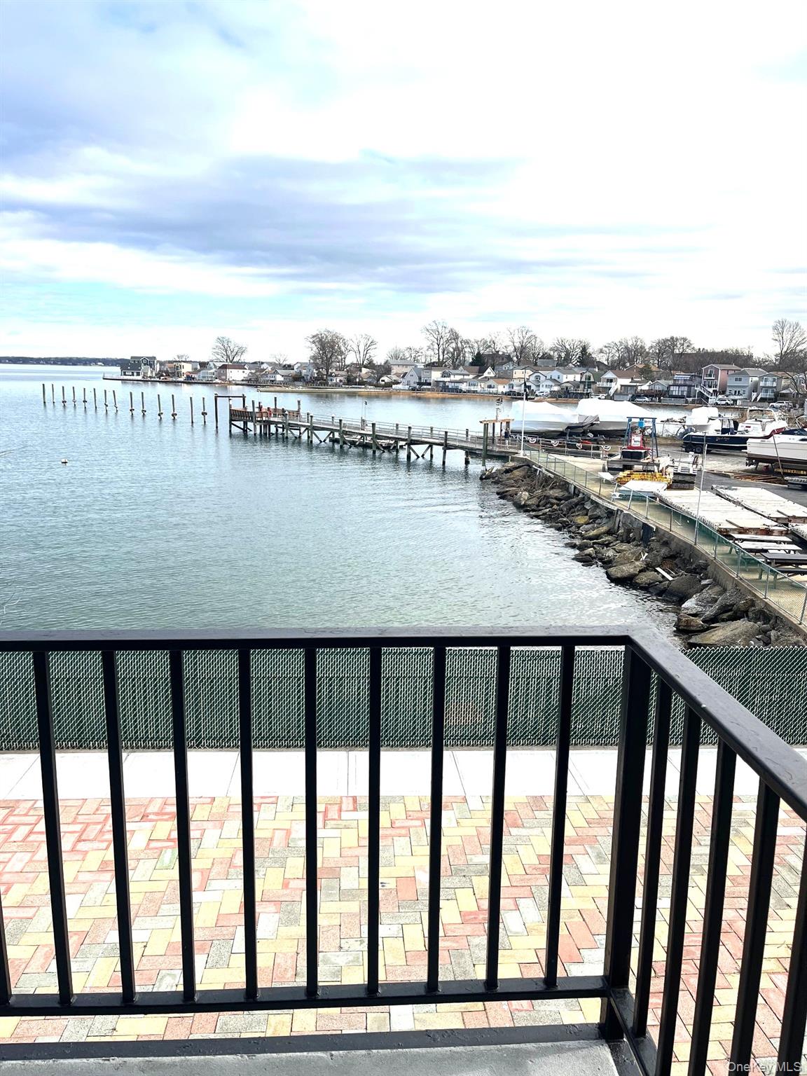520 Ellsworth Avenue, Unit 2B Bronx, NY 10465 - Photo 1 of 21 Water view with a dock