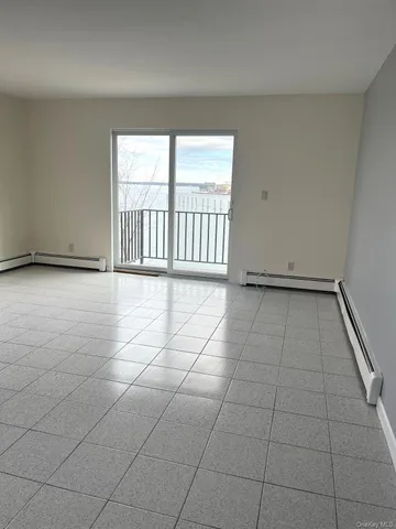 $3,500 | 520 Ellsworth Avenue, Unit 2B | Throgs Neck