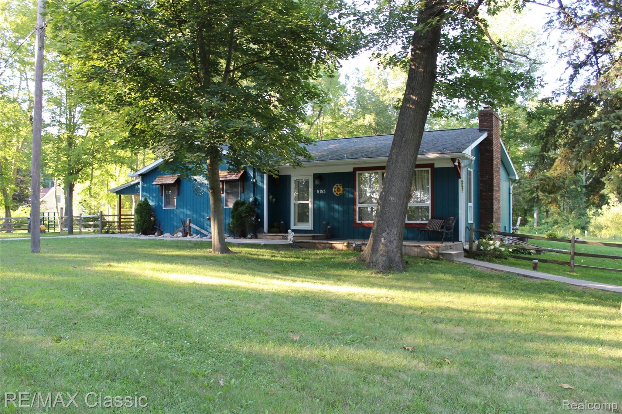 5153 Joslin Lake Road Gregory, MI 48137 - Photo 1 of 39 IMG_9218.JPG