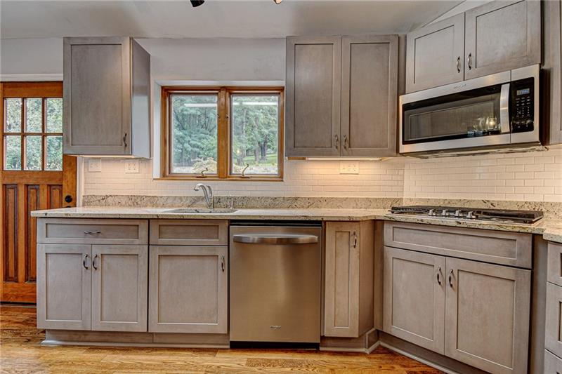 1327 Washington Road Pittsburgh, PA 15228 - Photo 12 of 25 Gallery Image 12
