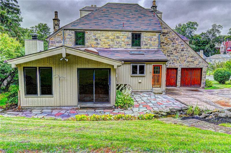 1327 Washington Road Pittsburgh, PA 15228 - Photo 21 of 25 Gallery Image 21