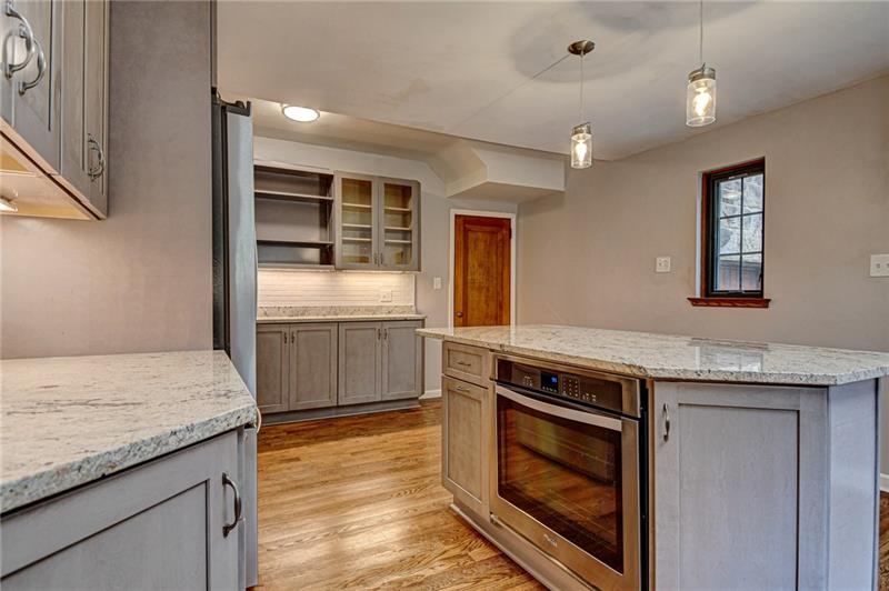 1327 Washington Road Pittsburgh, PA 15228 - Photo 10 of 25 Gallery Image 10