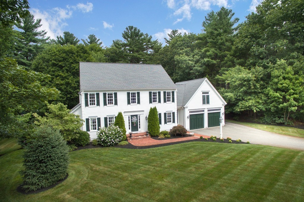 45 Hanover Street Hanover, MA 02339 - Photo 3 of 30 Gallery Image 3