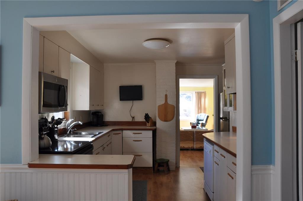 93 Depot Road Falmouth, ME 04105 - Photo 9 of 26 Photo