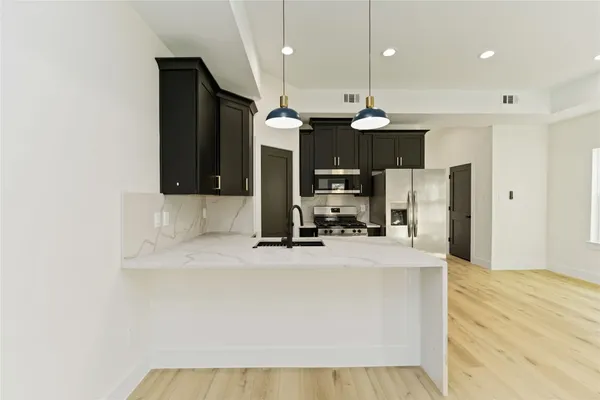 $2,115 | 4605 Siegel Street, Unit A, Houston, TX 77009