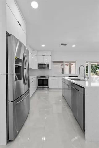 $4,000 | 24555 Southwest 167th Avenue, Unit 1, Homestead, FL 33031