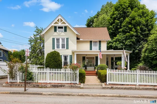 $350,000 | 102 Pearl Street, Torrington, CT 06790