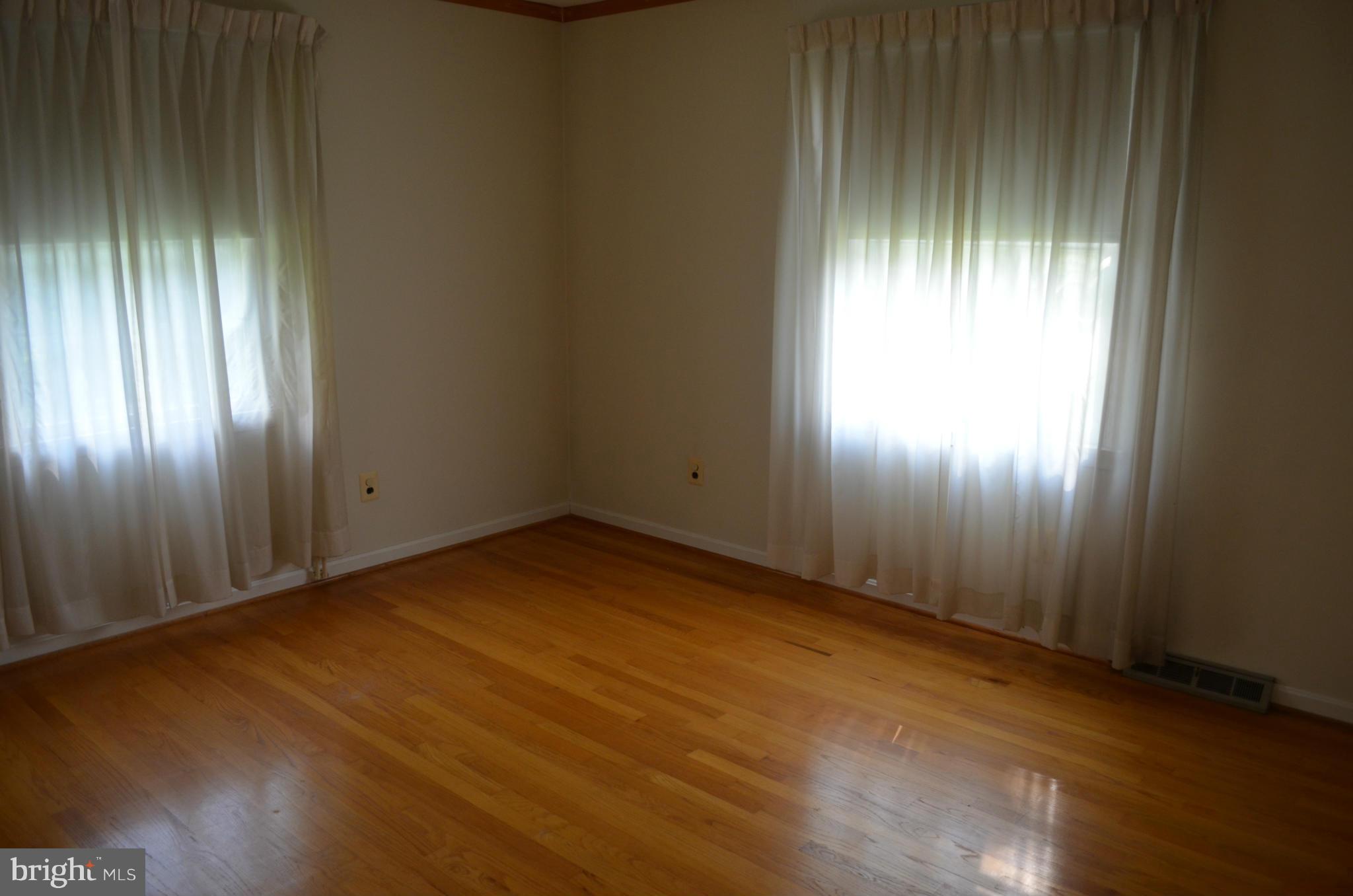 14311 Dairydale Road Baldwin, MD 21013 - Photo 13 of 17 Bedroom