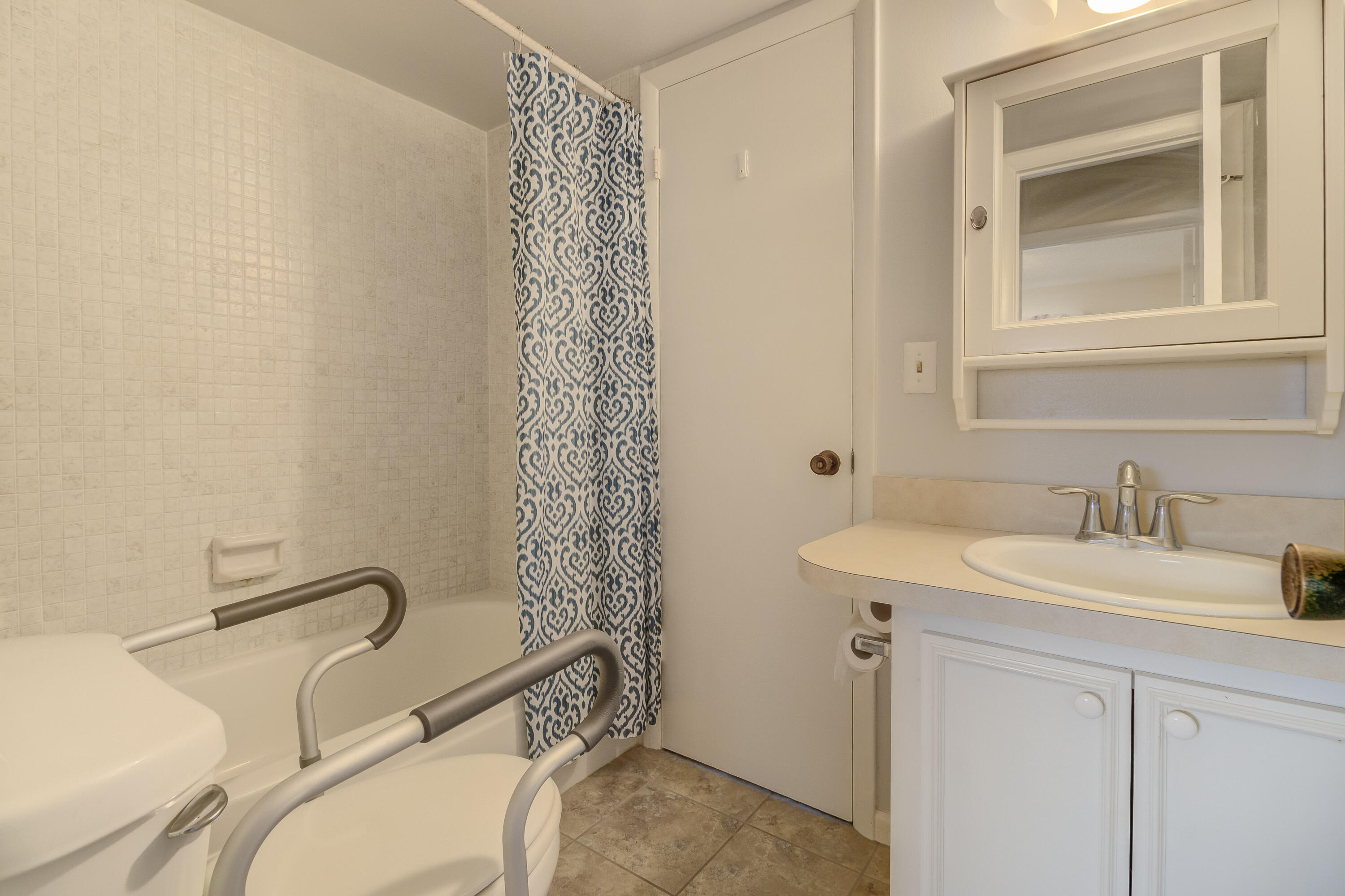 1943 Southwest Palm City Road, Unit G Stuart, FL 34994 - Photo 11 of 15 Master Bathroom