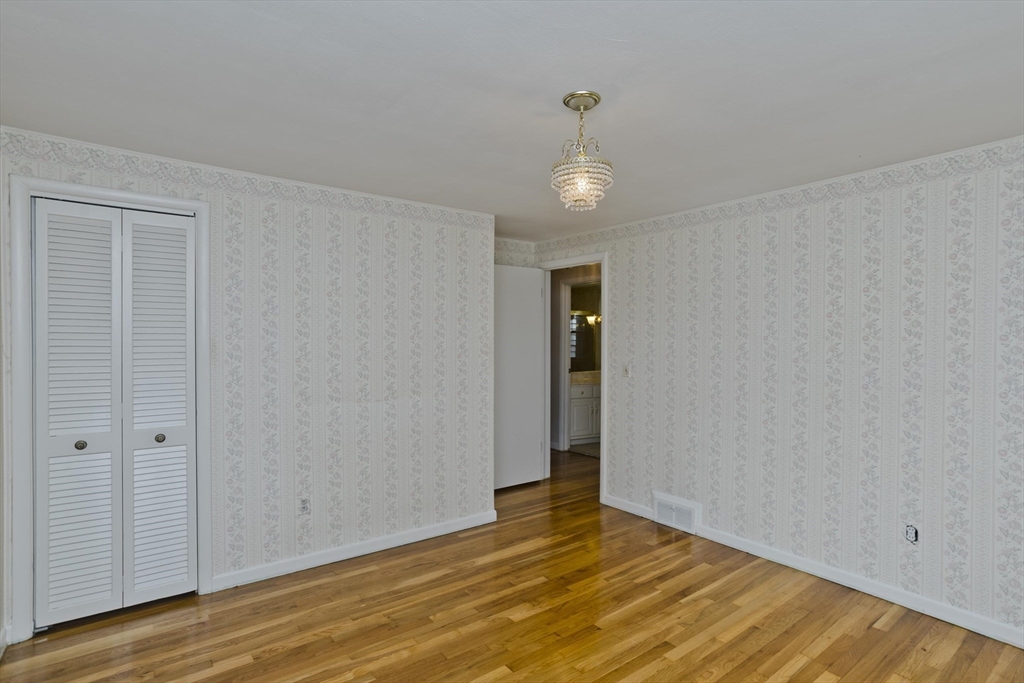 190 Mary Coburn Road Springfield, MA 01129 - Photo 25 of 31