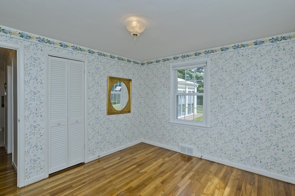 190 Mary Coburn Road Springfield, MA 01129 - Photo 27 of 31