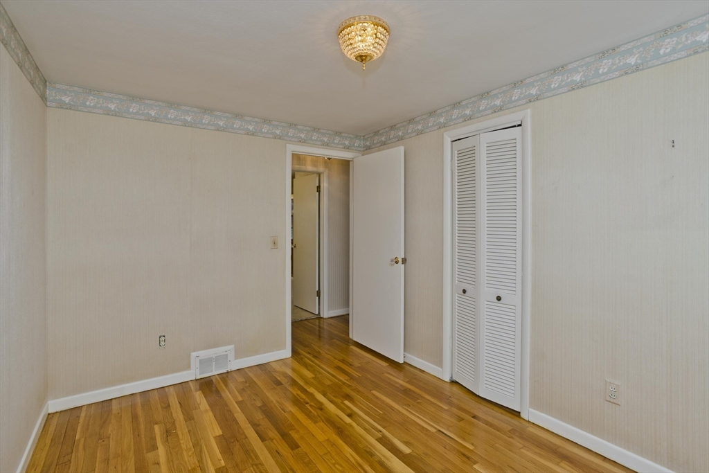 190 Mary Coburn Road Springfield, MA 01129 - Photo 28 of 31