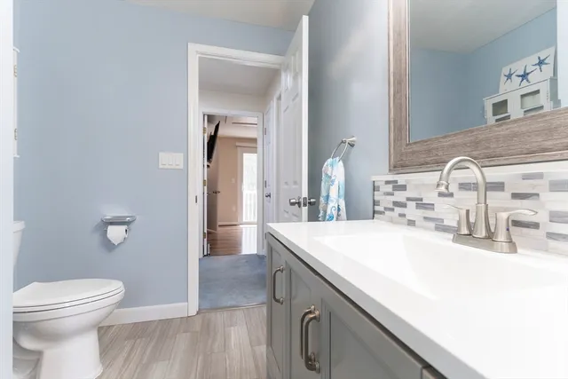 $319,900 | 213 Bayberry Hill Lane, Unit 213, Leominster, MA 01453