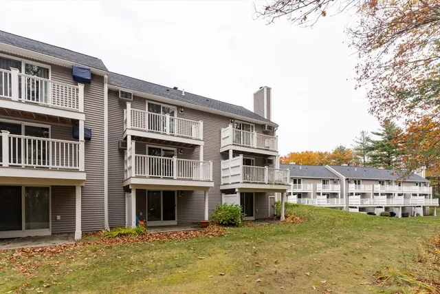 $319,900 | 213 Bayberry Hill Lane, Unit 213, Leominster, MA 01453