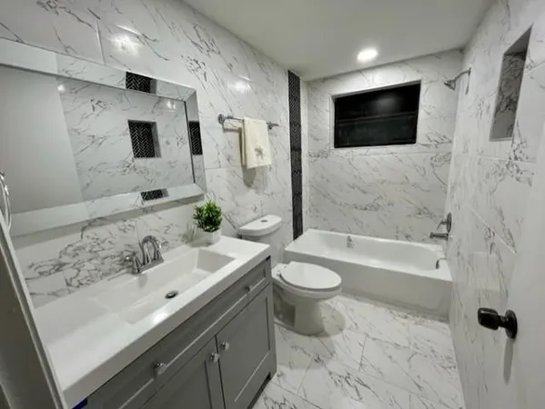 $2,150 | 4372 Lamson Avenue, Spring Hill, FL 34608