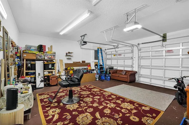 $3,700 | 1975 Northwest 191st Avenue, Pembroke Pines, FL 33029