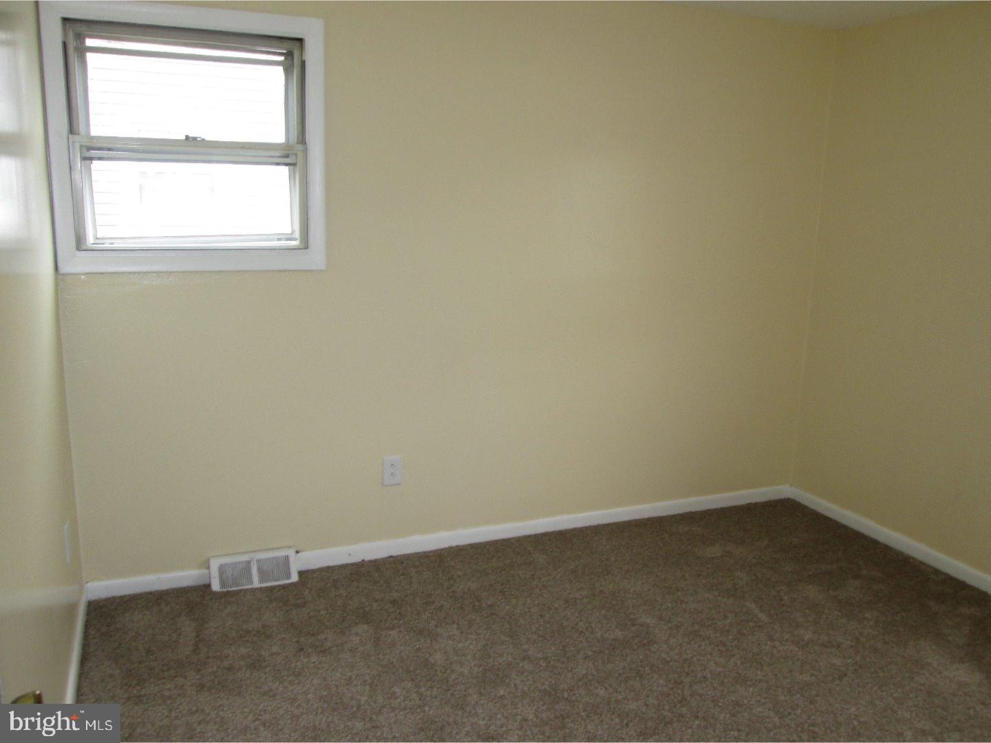 1840 Tomlinson Road Philadelphia, PA 19116 - Photo 15 of 25 Bedroom