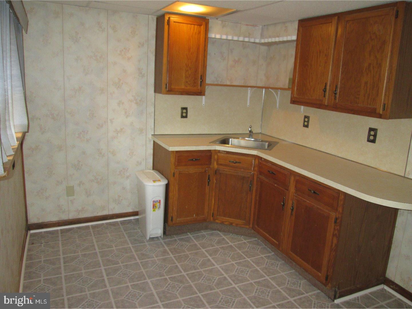 1840 Tomlinson Road Philadelphia, PA 19116 - Photo 21 of 25 Kitchen