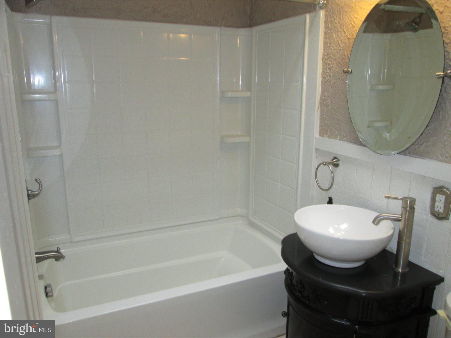 1840 Tomlinson Road Philadelphia, PA 19116 - Photo 9 of 25 Bathroom