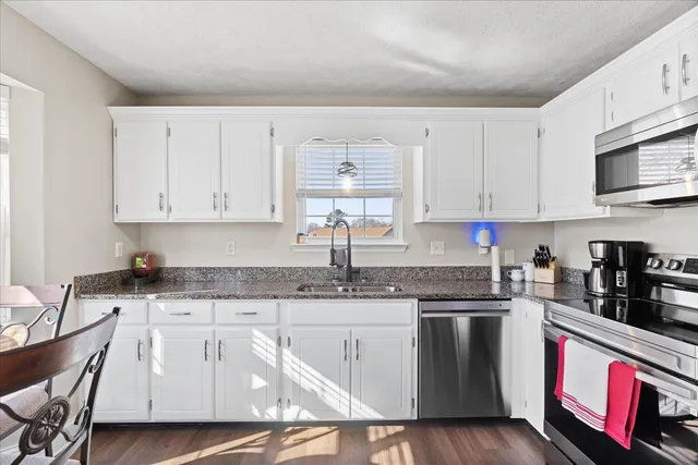 $409,900 | 7010 Barleyfield Drive, Harrison, TN 37341