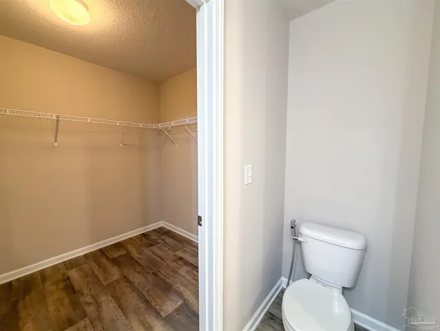 a bathroom with a toilet