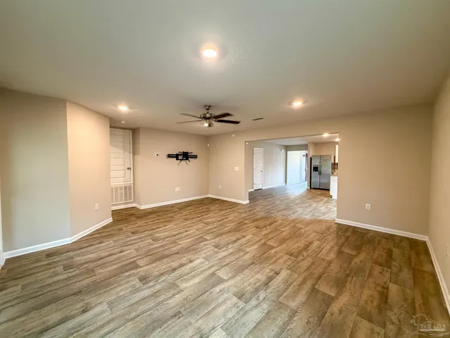 a view of empty room