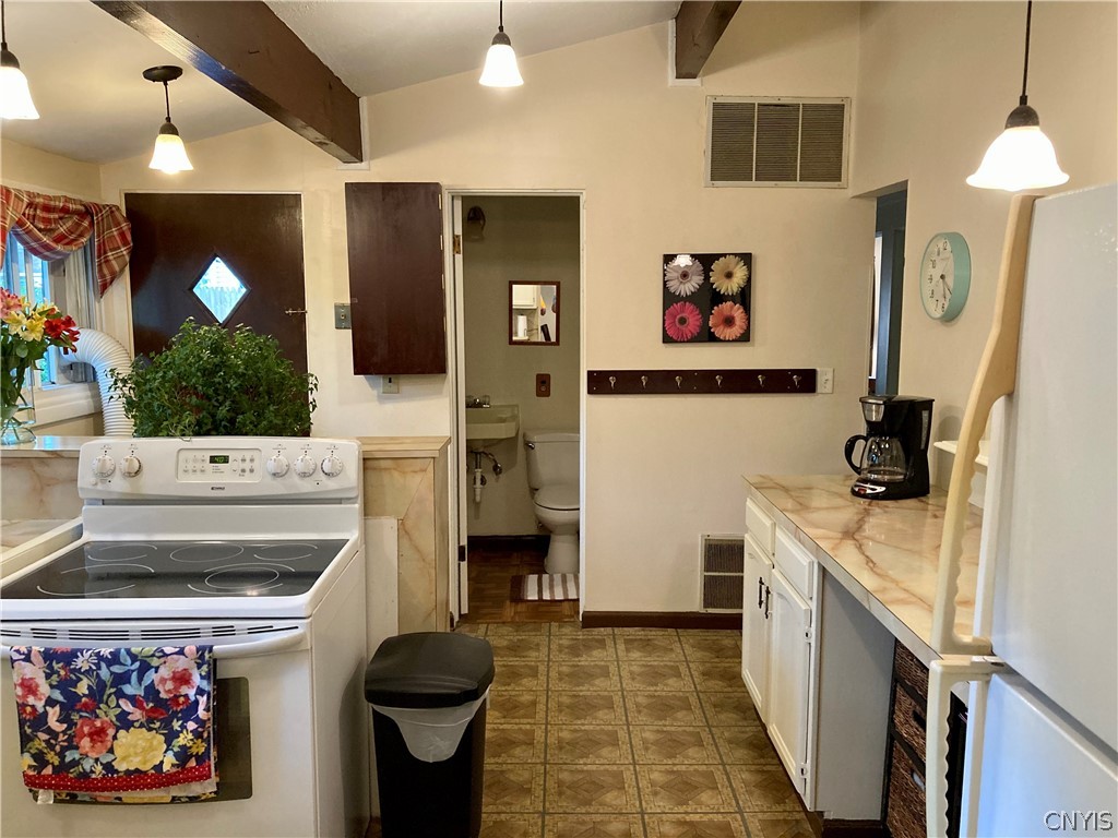 3 Plaza Road Clay, NY 13090 - Photo 11 of 43